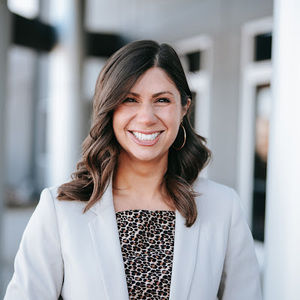 Meet your Posher, Lauren